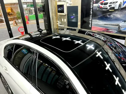 부산5시리즈루프스킨 크롬죽이기와사이드데칼대변신 / 부산 수영구 광안동