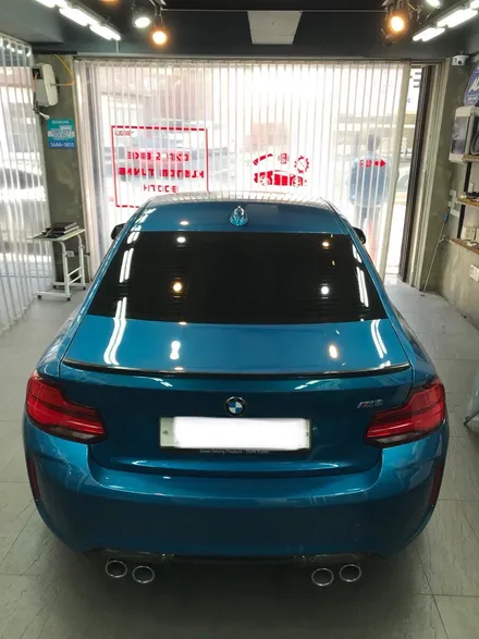 부산BMW의M2사이드미러를리얼카본으로! 풋등엠비언트로무드있게 / 부산 수영구 광안동