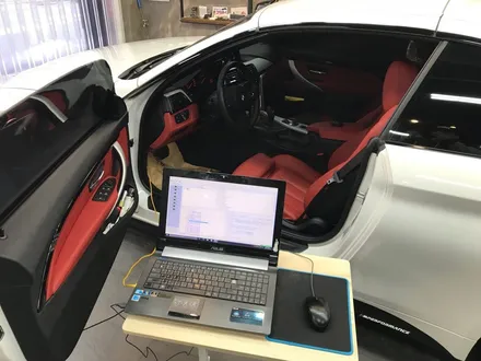 부산BMW4시리즈428i컨버터블꾸미기 그릴삼색랩핑/리얼카본M4사이드미러와스포일러/M퍼포먼스사이드데칼/실내랩핑 / 부산 수영구 광안동