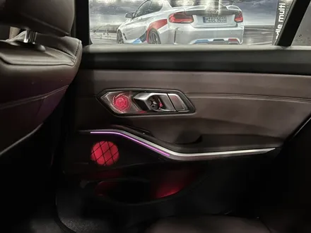 부산BMW3시리즈 전동센터스피커출시 회오리엠비언트까지인스톨 / 부산 수영구 광안동