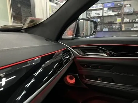 부산BMW6GT튜닝 회오리스피커엠비언트와크리스탈기어봉은필수요소죠 / 부산 수영구 광안동