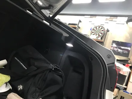 부산풋등무드등 엠비언트bmw순정컬러로 / 부산 수영구 광안동