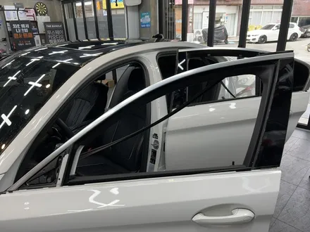부산5시리즈루프스킨 크롬죽이기와사이드데칼대변신 / 부산 수영구 광안동