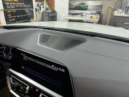부산BMW3시리즈 전동센터스피커출시 회오리엠비언트까지인스톨 / 부산 수영구 광안동