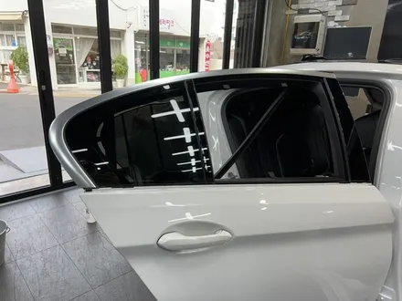 부산5시리즈루프스킨 크롬죽이기와사이드데칼대변신 / 부산 수영구 광안동