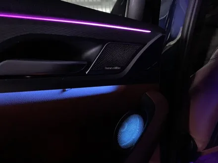 부산BMW회오리엠비언트와스피커교체 X4바우어앤윌킨스끝내주는화려함 / 부산 수영구 광안동