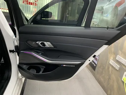부산회오리엠비언트스피커 BMW3시리즈G20사이드까지풀셋트장착 / 부산 수영구 광안동