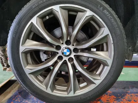 대구경산휠도색휠수리휠복원잘하는곳/BMW/X6/40D/20인치/순정휠/다이나컷팅