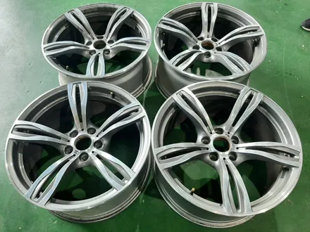 대구경산휠도색/휠수리/휠복원/잘하는곳/BMW/M5/20인치/순정휠/343M/블랙유광