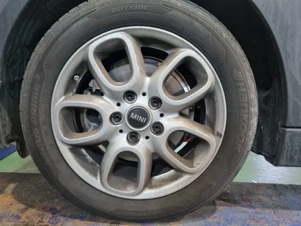 대구/경산/휠도색/휠수리/휠복원/잘하는곳/미니/미니쿠퍼/순정휠/16인치/블랙유광