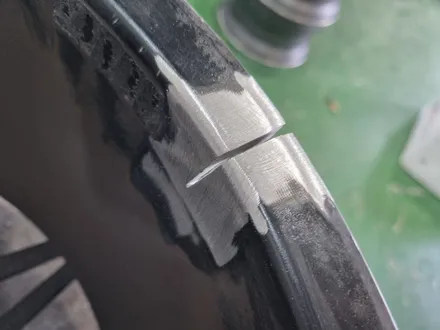 대구경산휠도색휠수리휠복원잘하는곳/BMW/666M/스타일/19인치/휠크랙/휠크랙수리/하빌리드타이어/신품타이어