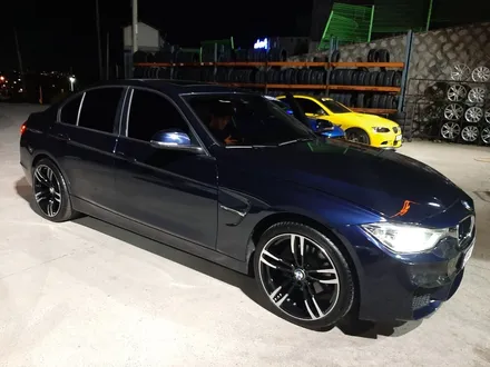 대구경산하양휠도색휠수리휠복원잘하는곳 BMW 3시리즈 M4스타일 19인치 신품휠