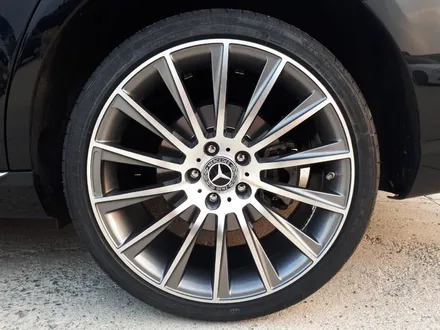 경산대구휠복원휠수리휠도색잘하는곳 벤츠 E220D AMG 스타일 19인치 마차휠 신품휠타이어