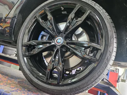 대구/경산/휠도색/휠수리/휠복원/잘하는곳/BMW/550I/20인치/순정휠/블랙유광/분체휠도색