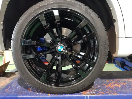 경산대구휠복원휠수리휠도색잘하는고 BMW X5 40D 순정휠 블랙유광 및 켈리퍼도색