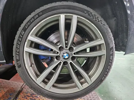 대구/경산/휠도색/휠수리/휠복원/잘하는곳/BMW/530I/19인치/순정휠/블랙유광/분체휠도색