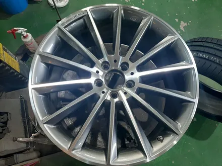 대구경산하양휠도색휠수리휠복원잘하는곳 벤츠 E클래스 W213 AMG 20인치 정품휠 다이나컷팅