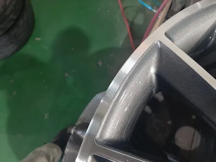대구경산하양휠도색휠수리휠복원잘하는곳 벤츠 E클래스 W213 AMG 20인치 정품휠 다이나컷팅