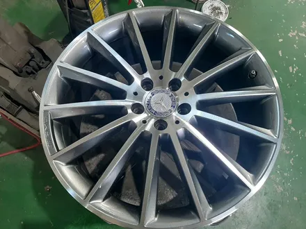 대구경산하양휠도색휠수리휠복원잘하는곳 벤츠 E클래스 W213 AMG 20인치 정품휠 다이나컷팅