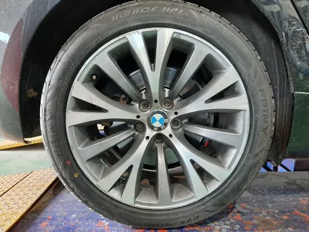 대구경산하양휠복원휠수리휠도색잘하는곳 BMW 5GT 19인치 M5스타일 휠교체 및 켈리퍼도색