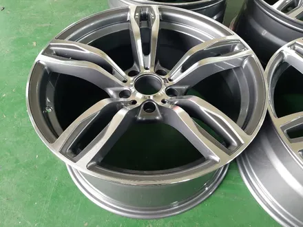 대구경산하양휠도색휠수리휠복원잘하는곳 BMW F10 520D 19인치 M5 스타일 신품휠