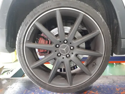 경산대구휠복원휠수리휠도색잘하는곳 벤츠 GAL45AMG 20인치 가성비타이어 하빌리드타이어 한대분 교체