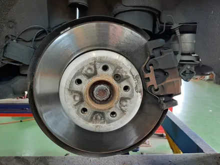 대구경산하양휠복원휠수리휠도색잘하는곳 BMW 5GT 19인치 M5스타일 휠교체 및 켈리퍼도색