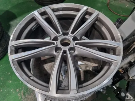 대구/경산/휠도색/휠수리/휠복원/잘하는곳/BMW/6GT/19인치/블랙유광/분체휠도색
