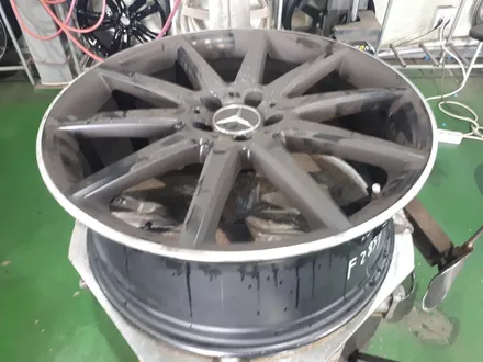 경산대구휠복원휠수리휠도색잘하는곳 벤츠 GAL45AMG 20인치 가성비타이어 하빌리드타이어 한대분 교체