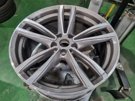 대구/경산/휠도색/휠수리/휠복원/잘하는곳/BMW/6GT/19인치/블랙유광/분체휠도색
