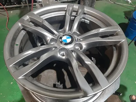 대구경산하양휠도색휠수리휠복원잘하는곳/BMW/320D/18인치/순정휠/블랙유광