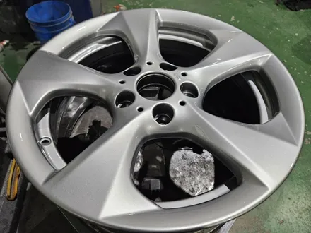 대구/경산/휠도색/휠수리/휠복원/잘하는곳/BMW/E82/120D/17인치/순정휠/실버/분체휠도색