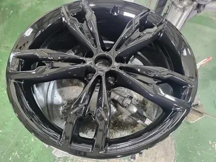 대구/경산/휠도색/휠수리/휠복원/잘하는곳/BMW/550I/20인치/순정휠/블랙유광/분체휠도색