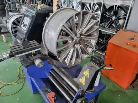 대구/경산/휠도색/휠수리/휠복원/잘하는곳/BMW/G11/7시리즈/20인치/다이아컷팅/휠굴절/분체휠도색