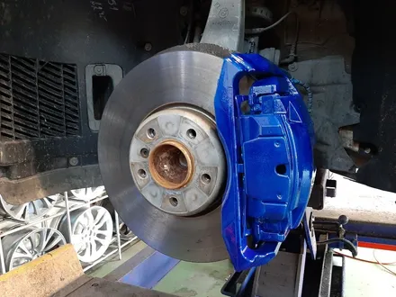 대구경산하양휠복원휠수리휠도색잘하는곳 BMW 5GT 19인치 M5스타일 휠교체 및 켈리퍼도색