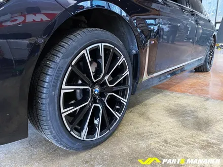 BMW 730LD_신형 컨버전 &20인치 휠 피렐리 피제로올시즌 타이어 & M2C 카블릿 안드로이드 시공후기