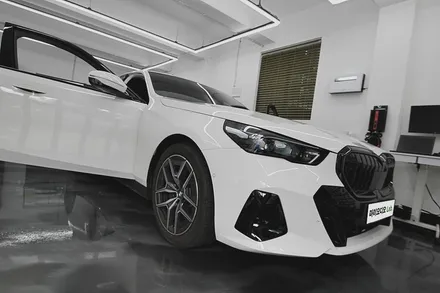 BMW 5시리즈 520i MSP(G60) 하만카돈 오디오, 무스웨이 D8 DSP와 AVI 스피커로 완성한 사운드 업그레이드