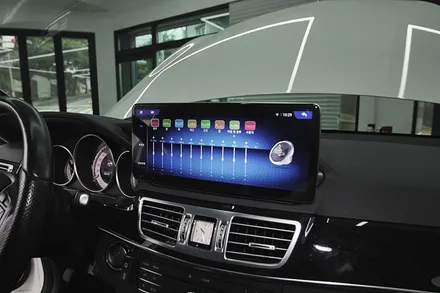 벤츠 E클래스 E220d(W212) 스마트하게 안드로이드 올인원 설치