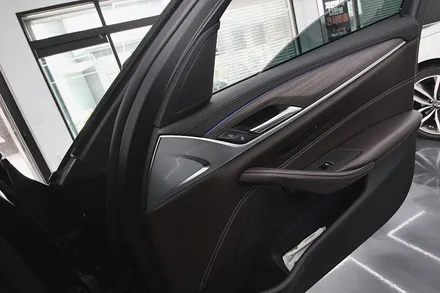 하만카돈 빠진 BMW 530i(G30), 무스웨이 D8 DSP 앰프로 하이파이 오디오 완벽 업그레이드