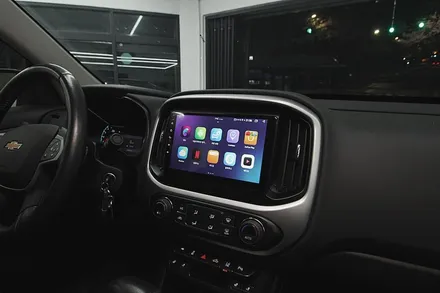 쉐보레 콜로라도 순정 네비게이션 블랙아웃! 안드로이드 올인원 으로 해결