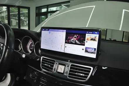 벤츠 E클래스 E220d(W212) 스마트하게 안드로이드 올인원 설치