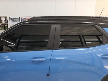 쉐보레 트레일블레이저 레이노 팬텀 F95  블랙 비반사 썬팅