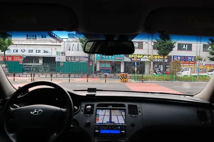마산 그랜저 TG 차량 레이노 팬텀 S9으로 썬팅필름 재시공