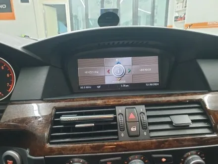 BMW 528i 안드로이드 올인원 후방카메라 장착 E60
