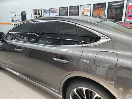 렉서스 LS 500h  열차단 틴팅 시원한 드라이빙 즐겨요