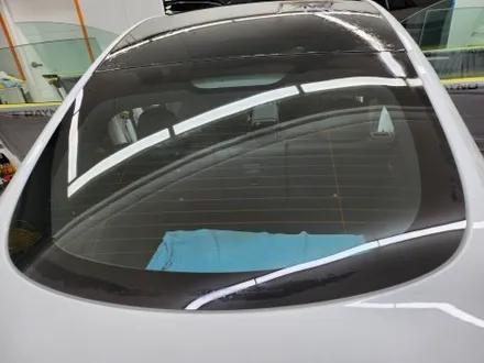 테슬라 모델Y 레이노썬팅 팬텀2 시공