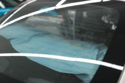 벤츠 E300 차량에 팬텀 S9 필름으로 재시공