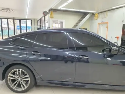 BMW 6GT 중고차 노후 썬팅 제거 레이노 F95로 재시공!