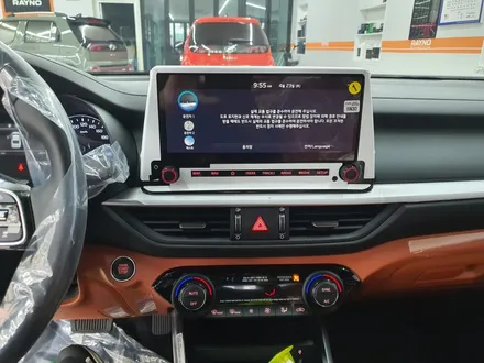 기아 K3 열차단 틴팅 레이노팬텀2 아이나비 Z7000 패키지 작품