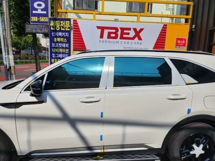 쏘렌토 신차 레이노 크로마 9를 만나다 미드나잇 블루 색상